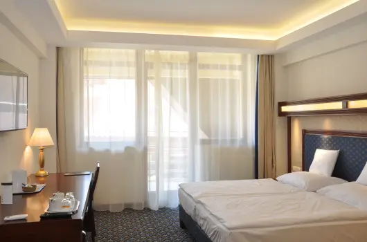 Centrum Hotel, Debrecen, Hajd�szoboszl� - 22 km
