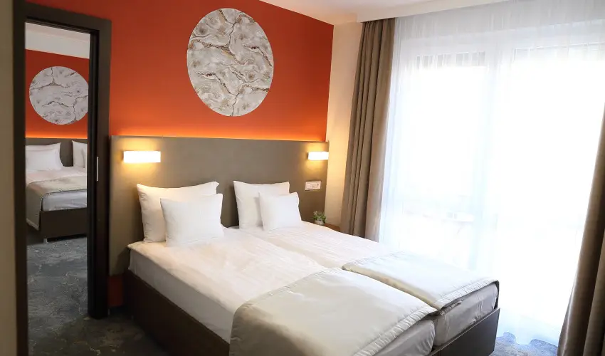 Crystal Hotel Hajd�szoboszl�