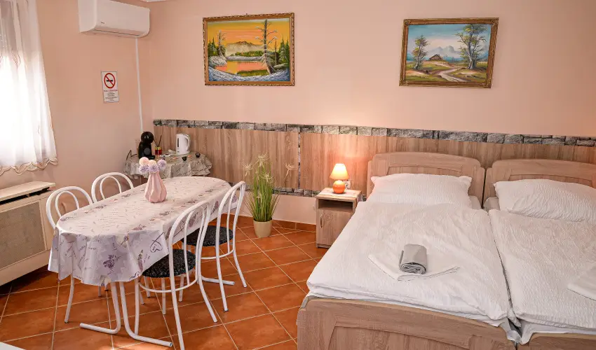 Hajnal Apartman Hajdszoboszl