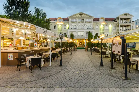 Hotel Aurum, Hajd�szoboszl�