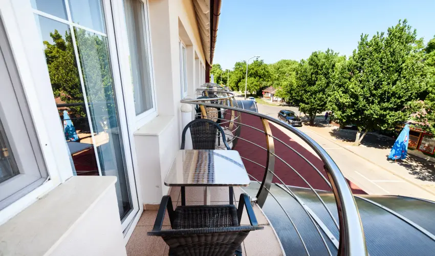 Hotel Ngy vszak Hajdszoboszl