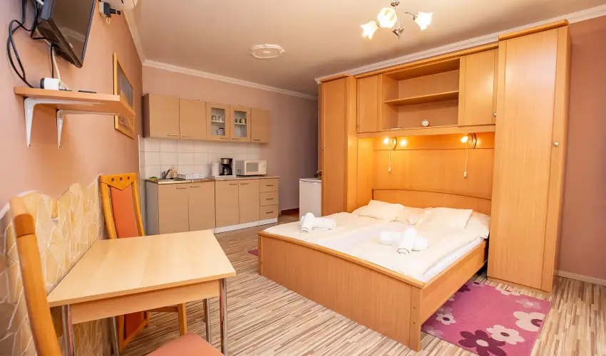 Major Panzi & tterem Hajdszoboszl