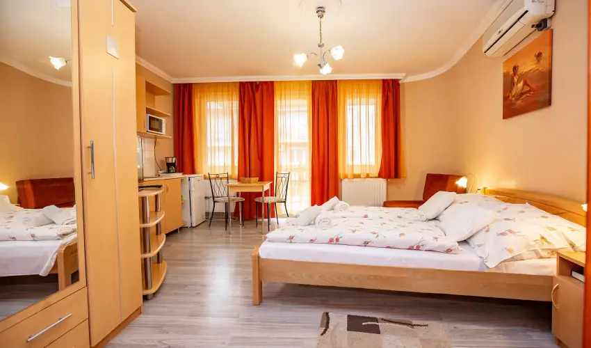 Major Panzi & tterem Hajdszoboszl