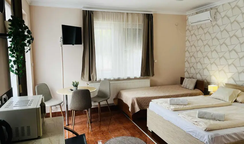 Major Panzi� & �tterem Hajd�szoboszl�