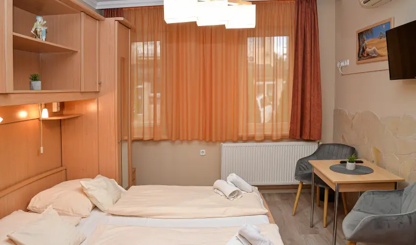 Major Panzi� & �tterem Hajd�szoboszl�