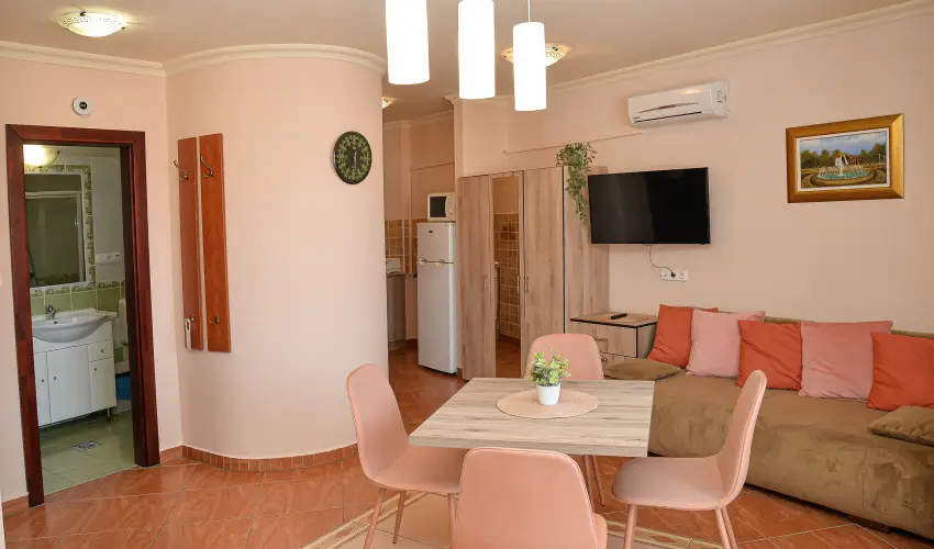 Major Panzi� & �tterem Hajd�szoboszl�