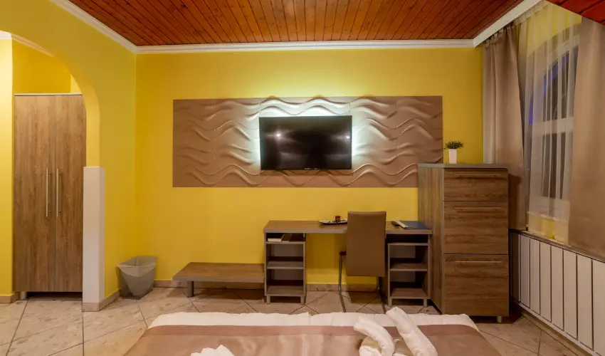 Mrvny Panzi Hajdszoboszl