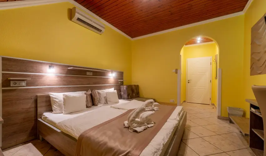 Mrvny Panzi Hajdszoboszl