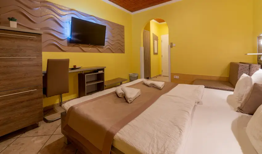 Mrvny Panzi Hajdszoboszl