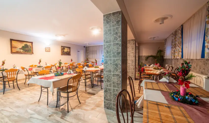 Mrvny Panzi Hajdszoboszl