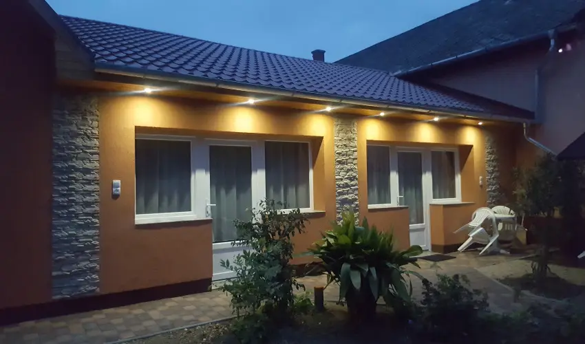 Mary Apartman Hajdszoboszl