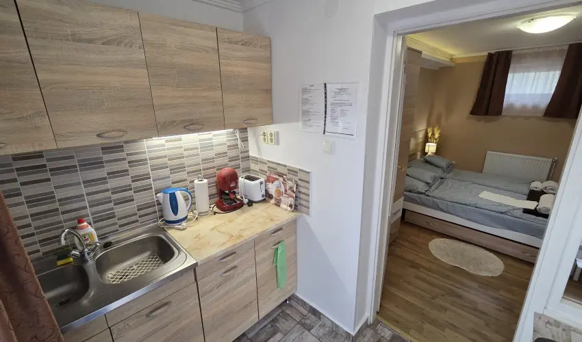Mary Apartman Hajd�szoboszl�