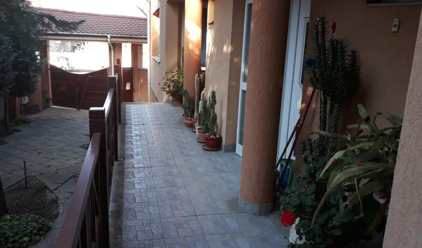 Napsugár Kenézy Lux Apartman Vendégházak Hajdúszoboszló