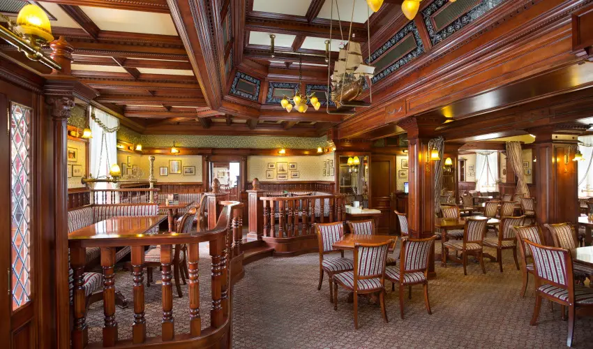 Nelson Hotel Hajd�szoboszl�