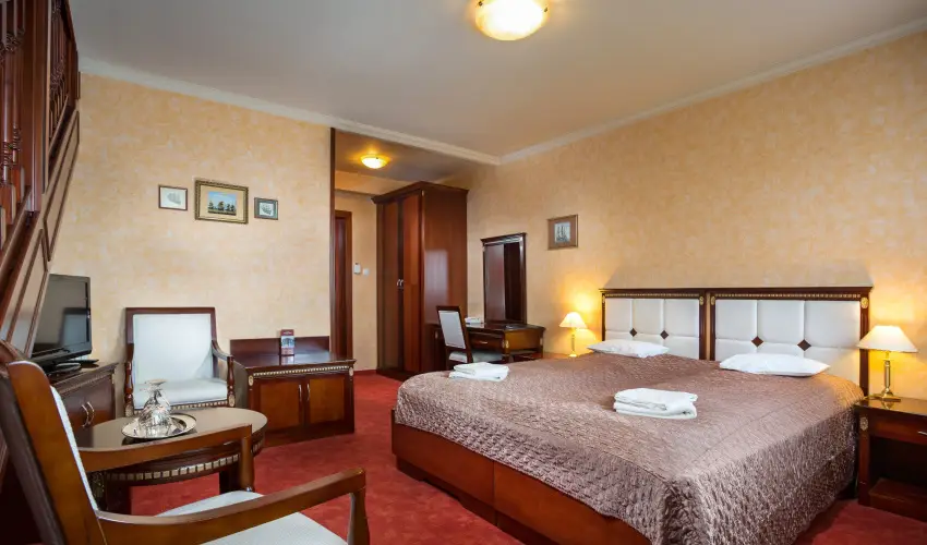 Nelson Hotel Hajd�szoboszl�
