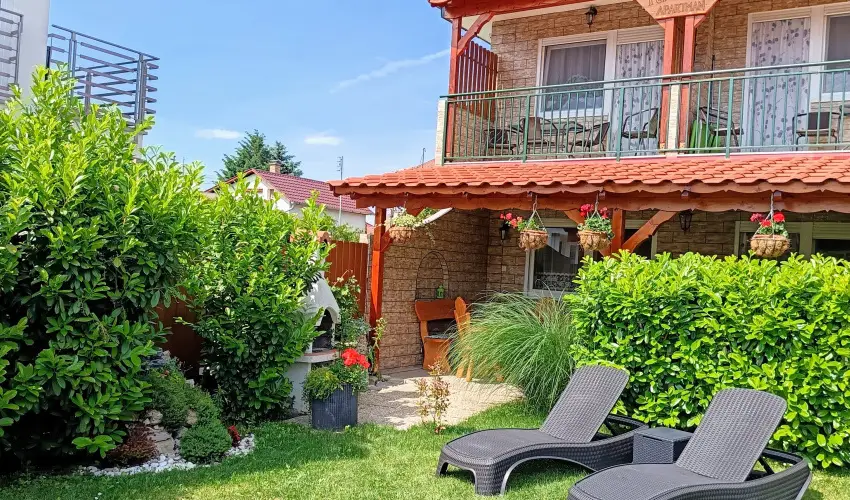 Riviera Apartman Hajd�szoboszl�